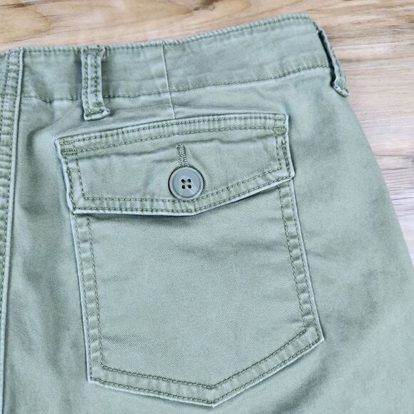 ☔️🔹️Cabi Olive Compass Midrise Traveler Jogger Pants Size Size 4 - Picture 10 of 15